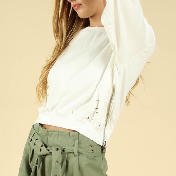 upstyleboutique Sweaters - NWT White Crop Sweat Shirt